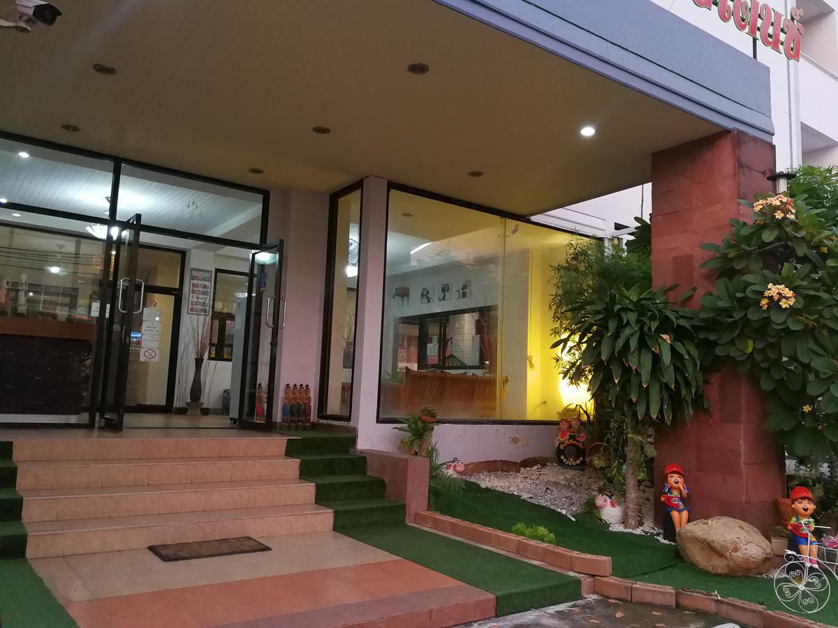 Benjamart Residence ハートヤイ エクステリア 写真
